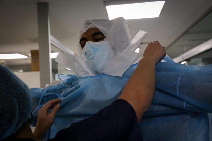 Uruguay suma 913 casos nuevos de covid-19 y dos fallecidos