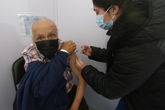 Chile vuelve a batir récord de contagios en seis meses, con 3.799 nuevos casos
