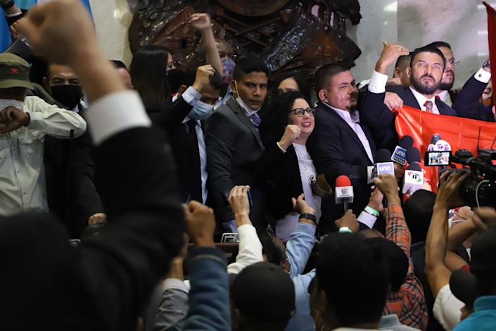 Elegida entre polémica la directiva provisional del Parlamento hondureño
