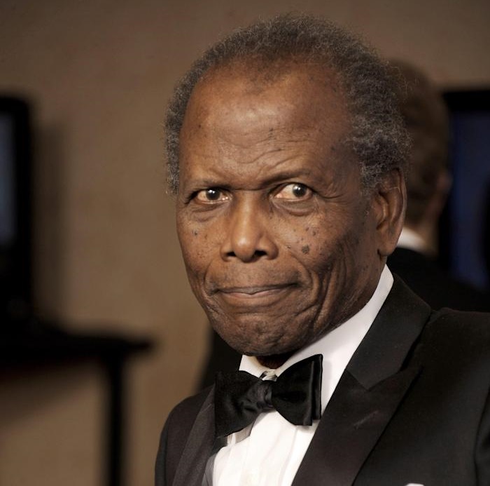 Muere Sidney Poitier, primer actor negro en ganar un Oscar como protagonista