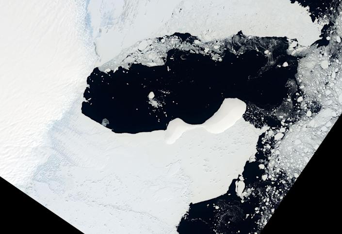 Colapso en la Antártida, «ayudado» por el cambio climático, según la ciencia argentina