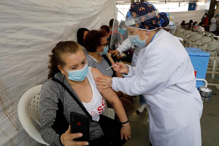 Colombia agrega 352 nuevos contagios y 15 fallecidos por coronavirus