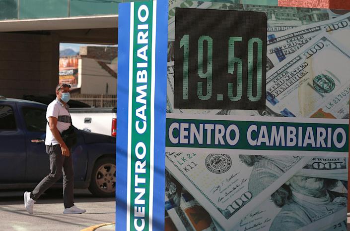 El envío de remesas a Guatemala aumentó un 32 % en el primer bimestre de 2022