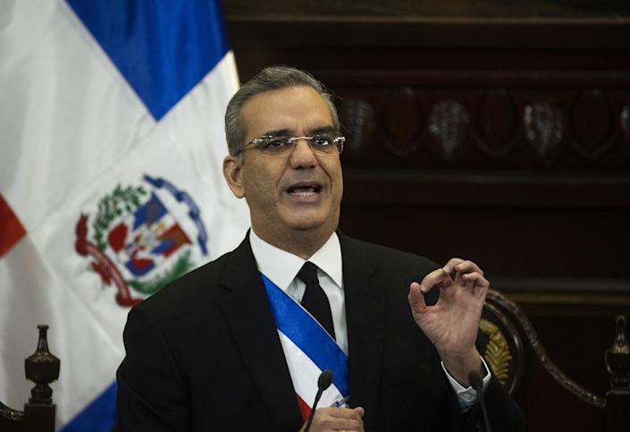 El presidente dominicano viaja a Costa Rica para participar en una cumbre