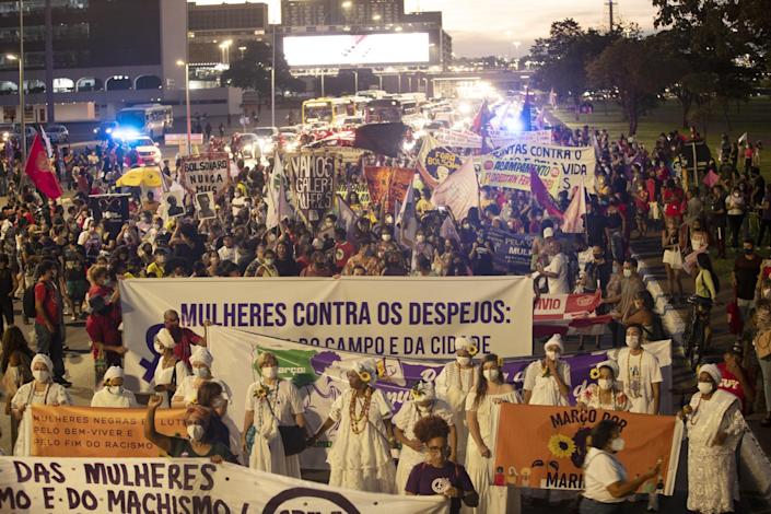 Las brasileñas piden igualdad y el fin de la «política machista» de Bolsonaro