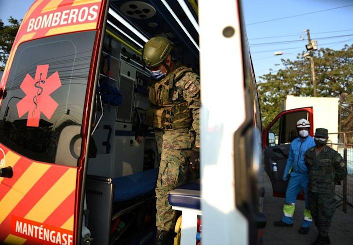 Al menos 12 presos mueren en nuevo motín en cárcel de Ecuador