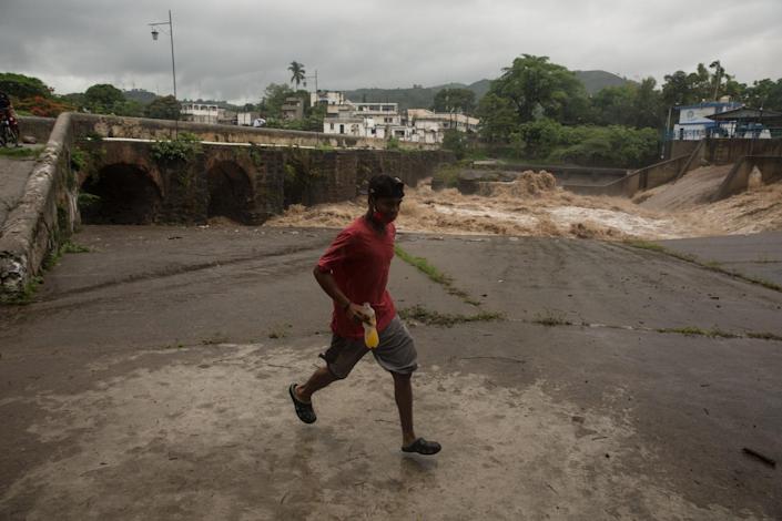 Las autoridades alertan en Guatemala sobre el aumento de lluvias por el huracán Ágatha
