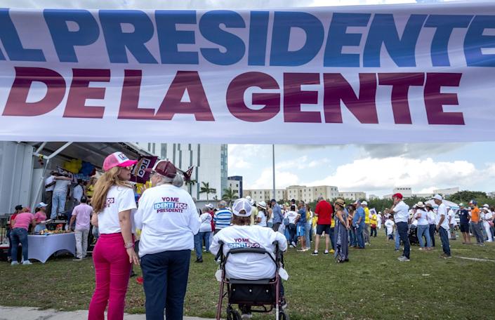Piden a colombianos en Miami que voten masivamente y que lo hagan por «Fico»