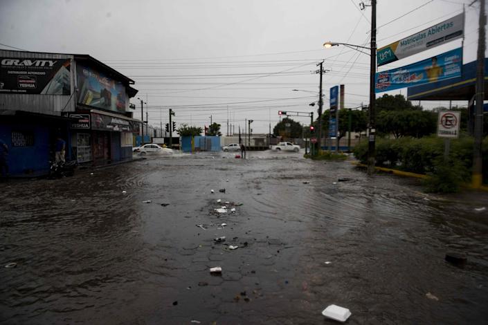 Un muerto y cuantiosos daños deja la primera onda tropical en Nicaragua