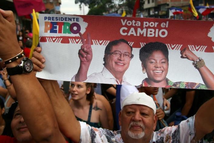 Mandatarios de izquierda latinoamericanos celebran victoria de Petro en Colombia
