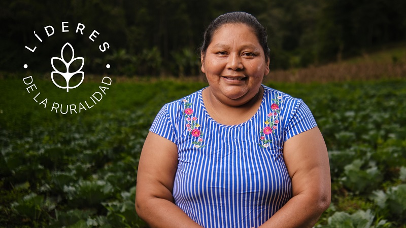 Eodora Méndez, trabajadora incansable por el bienestar de los pequeños agricultores hondureños, es distinguida por el IICA como “Líder de la Ruralidad”