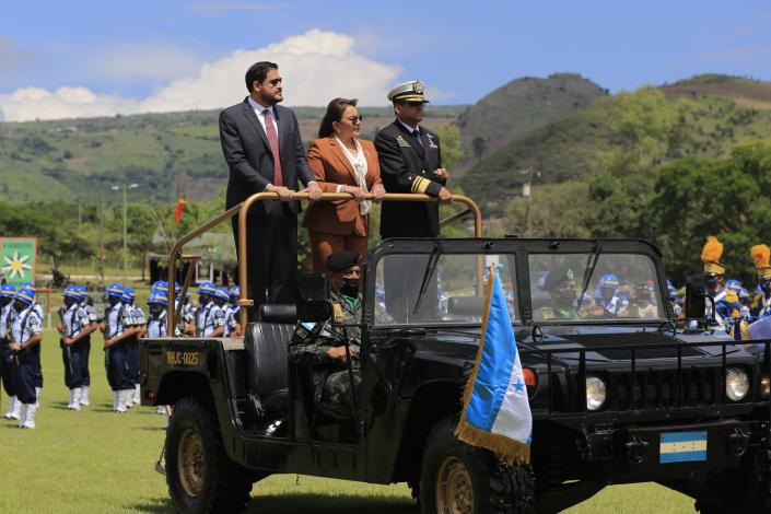 La presidenta hondureña exalta al prócer Morazán y aboga por la unidad regional
