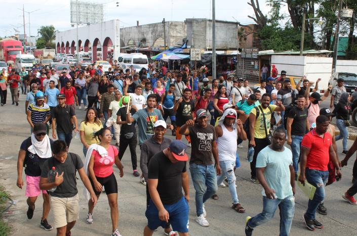 Empresarios de la frontera sur de México piden orden ante más migrantes
