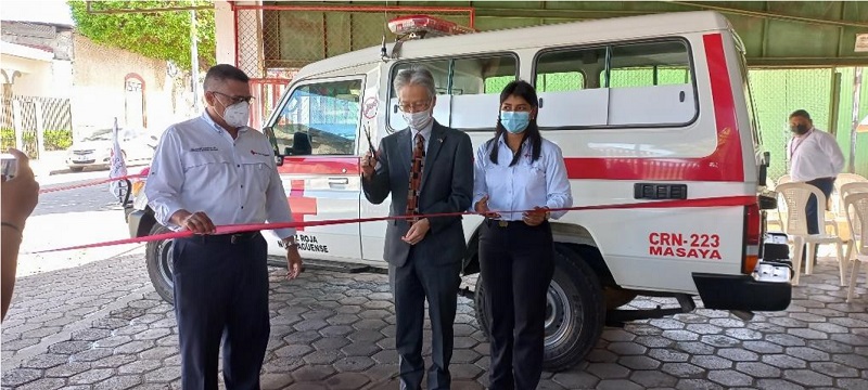Cruz Roja filial Masaya celebra la donación de una nueva ambulancia y equipo de rescate por parte de Japón