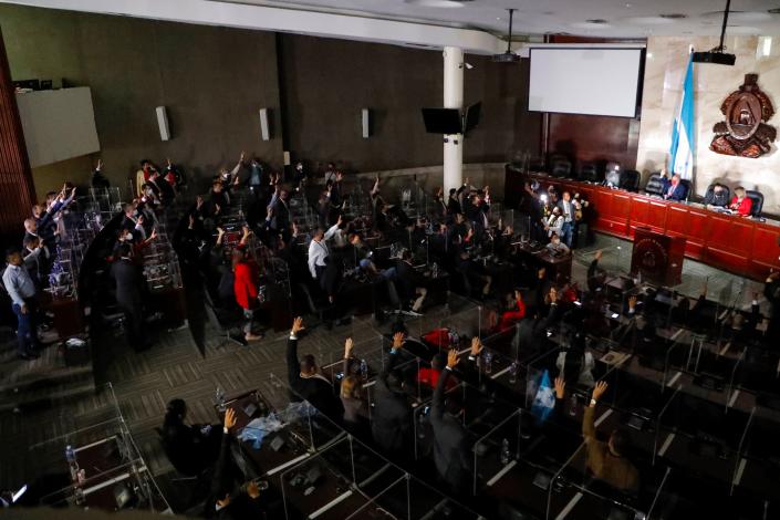 Diputados sin acuerdos para elegir a los nuevos magistrados del Supremo hondureño