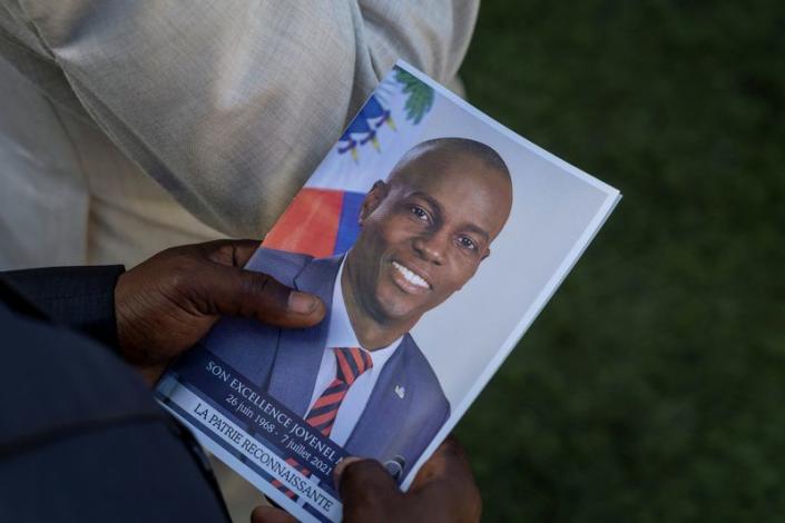 EEUU arresta a otros cuatro sospechosos en complot para asesinar a presidente haitiano