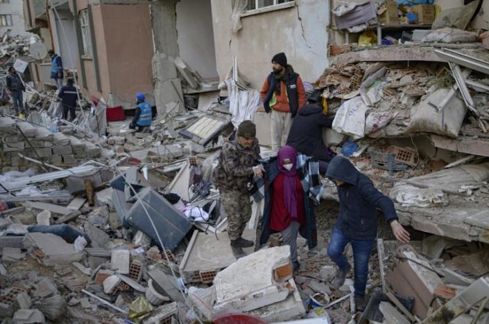 La ONU pide ayuda urgente para Siria tras el sismo que dejó 40.000 muertos