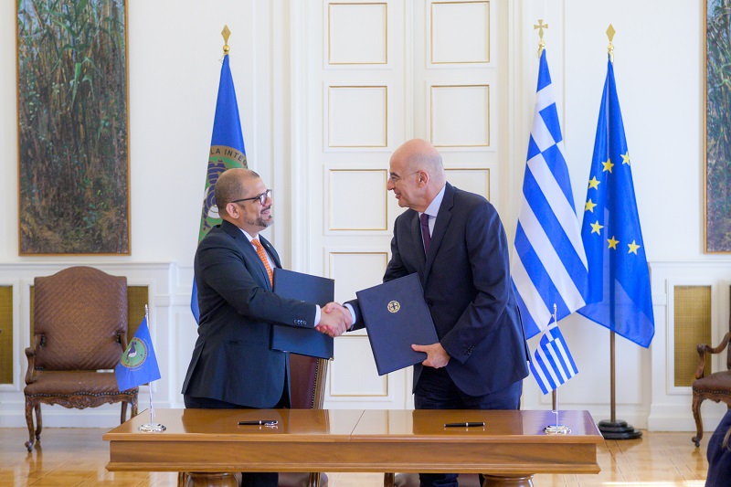 Secretario General del SICA firma Acuerdo que ratifica incorporación de Grecia como Observador del SICA
