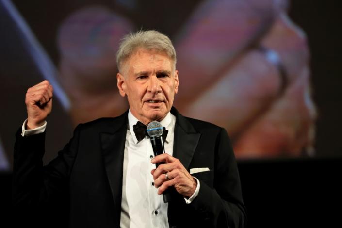 Harrison Ford despide con lágrimas a Indiana Jones y Cannes le da una Palma de Oro