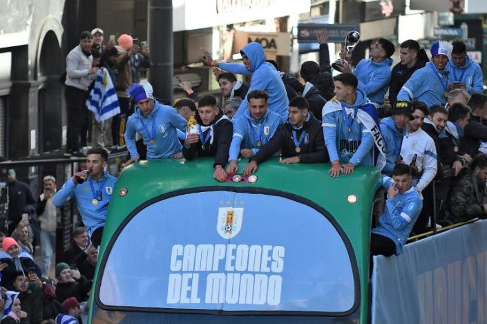 «¡Gracias!»: Uruguay celebra a los campeones de la Sub-20 en emotiva caravana