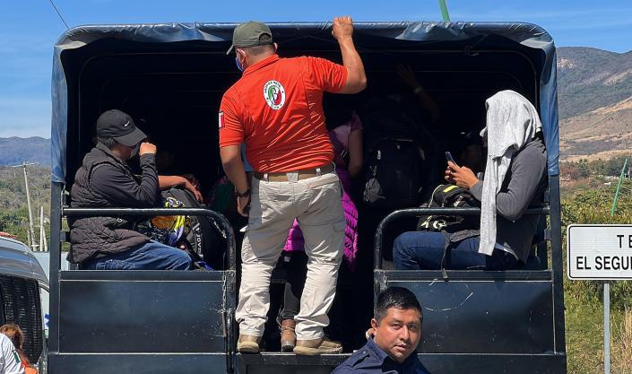Localizan a 206 migrantes abandonados y obligados a ingerir sustancias en México