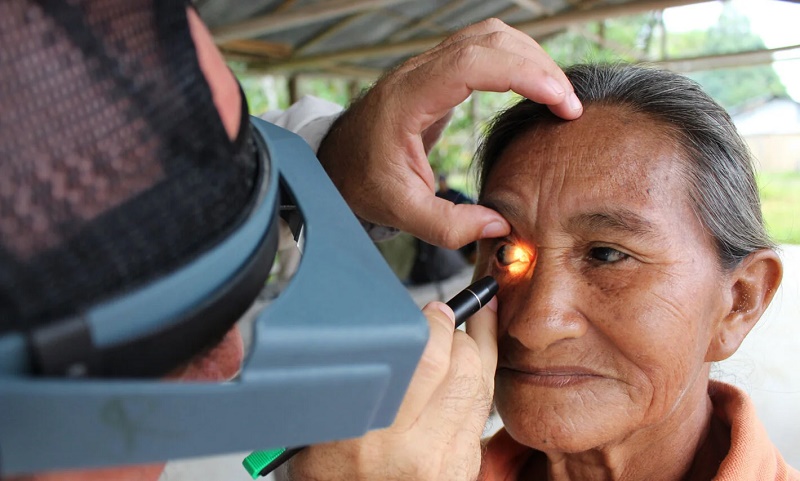 OPS y Canadá unen esfuerzos para eliminar el tracoma en América Latina