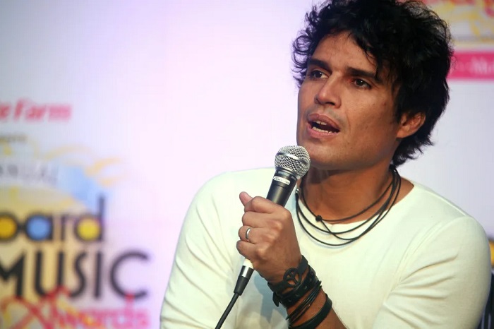 El cantautor peruano de rock Pedro Suárez-Vertiz muere a los 54 años