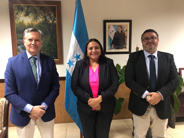 En Honduras, Director General del IICA se reúne con Secretario de la Presidencia y Canciller, recibe reconocimiento de Escuela Agrícola Panamericana Zamorano y concluye visita con acto de rendición de cuentas