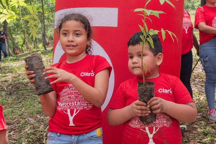 Claro Nicaragua realiza Jornada de Reforestación 2024