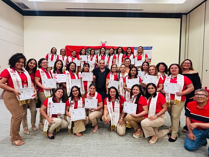 Coca-Cola FEMSA celebra la segunda graduación de la Escuela Técnica para Mujeres de Nicaragua