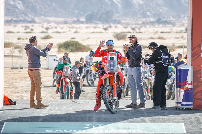 El Puma Energy Rally Team comenzó la gran aventura del Dakar 2025 en Arabia Saudita