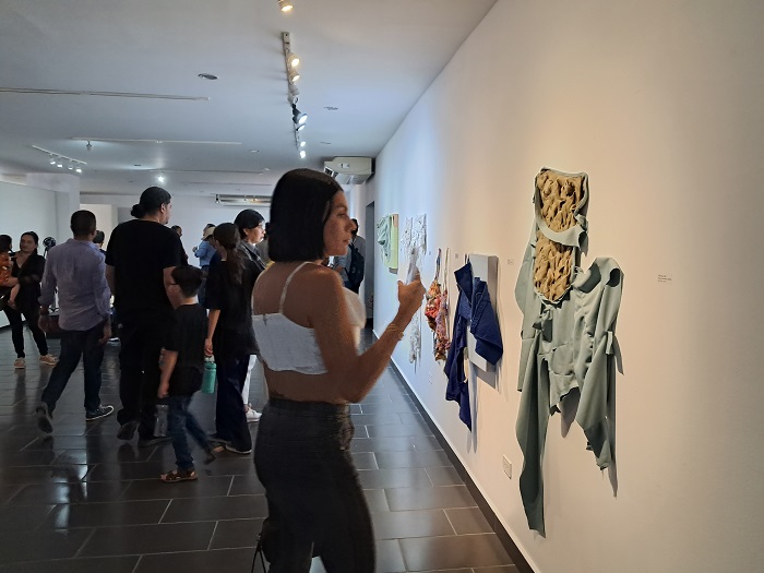 Nueva exhibición de arte contemporáneo