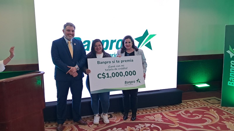 Banpro premia a sus clientes