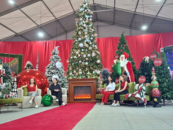 Dulce Navidad con Grupo Khatib y Claro