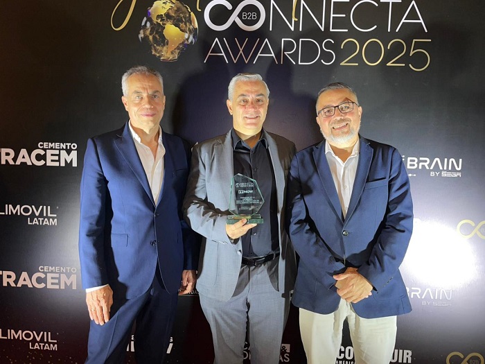 Claro recibe premio “Solución de Inteligencia Artificial”