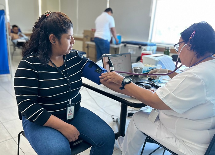 Colaboradores de BAC se unen en una jornada de donación de sangre